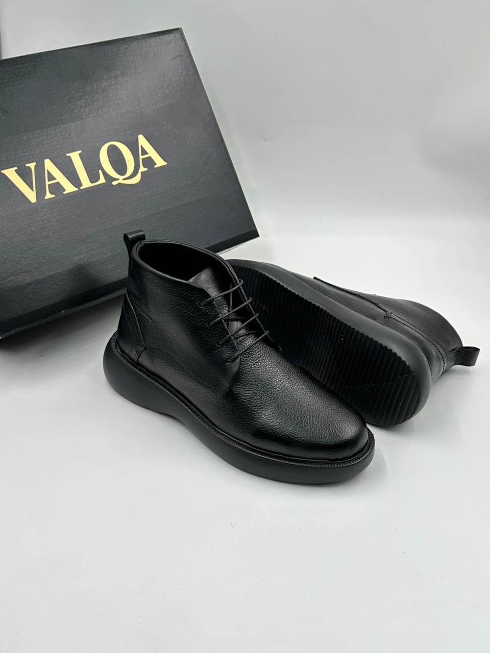 RIVÉ NOIR- CUIR 100% VÉRITABLE